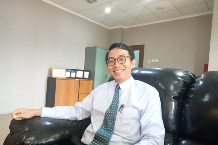   Kepala KPP Pratama Timika Tirta Bastoni (ANTARA/Evarianus Supar)