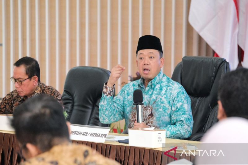 Nusron Perintahkan Bawahan Data Keberadaan Tanah Terlantar dan Atus Mekanisme Pelepasan Hak   
