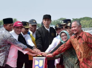 Aspal Jalan Tol Trans Jawa Sangat Mulus dan Nyaman, Sampai Buat Jokowi Tertidur