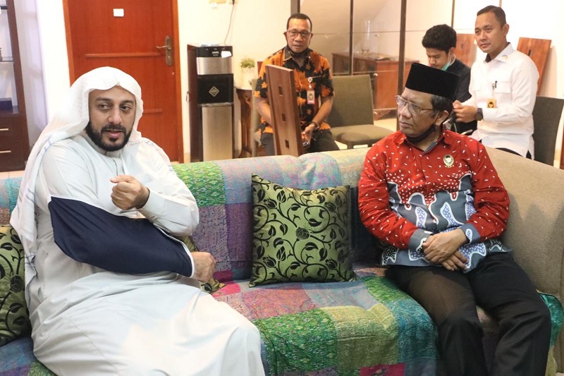 Ali Saleh Mohammed Ali Jaber atau karib disapa Syekh Ali Jaber