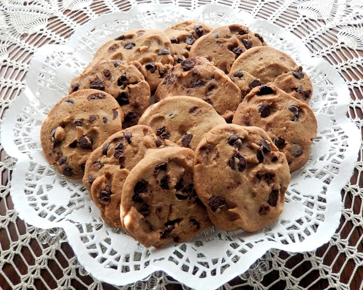 chocolate chips cookies