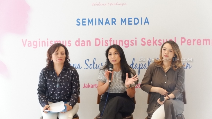Atasi Vaginismus dengan Foreplay
