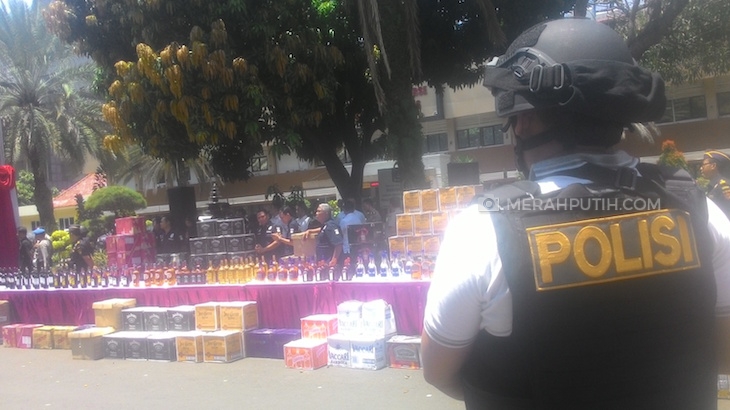 Miras Ilegal Senilai Rp 26 Miliar Gagal Beredar di Indonesia