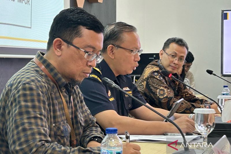 Daftar Barang Impor Yang Bisa Dijual di E-Commerce Segera Rampung