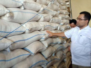 Miliki 800 Ribu Ton Beras Cadangan, Bulog Pastikan Kebutuhan saat Ramadan Cukup
