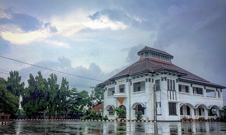 Gedung Juang 45 (Instagram/taufanarditi)