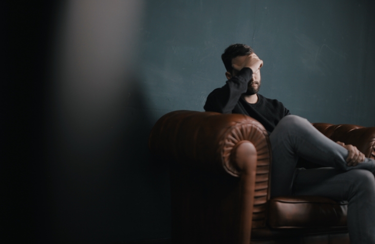 Tanda Kamu Sedang Mengalami Quarter-life Crisis