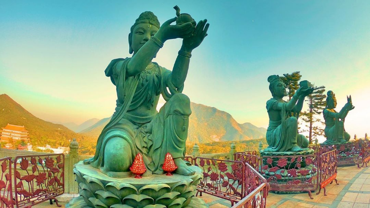 Patung di Ngong Ping. (Instagram/@evergreen70076)