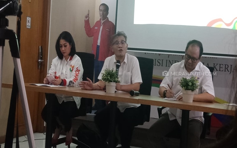 Budiman Sudjatmiko Ibaratkan Prabowo Striker Yang Gak Bisa Bikin Gol