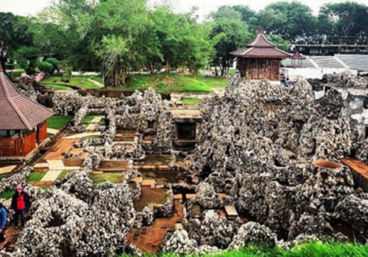 Pikat Wisatawan, Sultan Cirebon Tambah Wahana di Goa Sunyaragi 