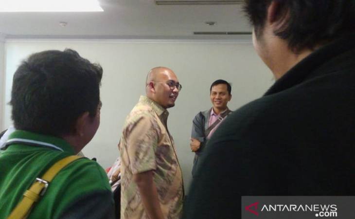 Politisi Gerindra Andre Rosiade lakukan penggeberekan PSK di Padang