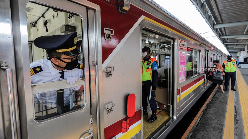 Pengguna KRL Meningkat pada Libur Lebaran