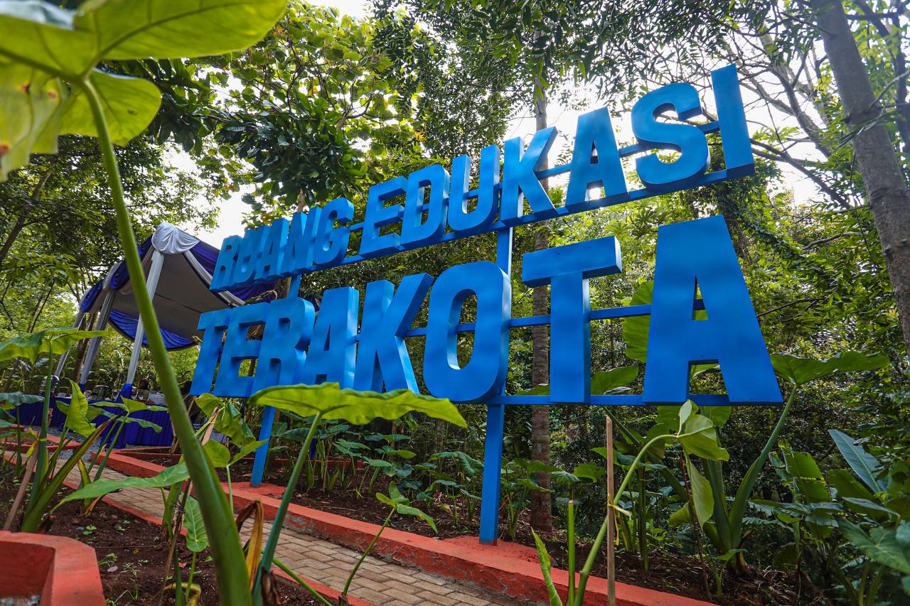 Taman Edukasi Terakota Menambah Ruang Publik di Bandung