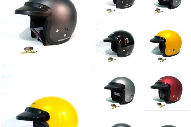Cargloss helm berdesain retro (Foto: ANTARA/Ho)	