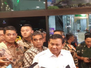  Jenguk Wiranto, Prabowo Yakin Serangan Teroris Tidak Direkayasa