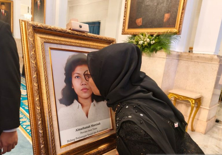 Kakak Marsinah Titip Pesan Kepada Presiden Prabowo Subianto: Hapus Total Sistem Outsourcing