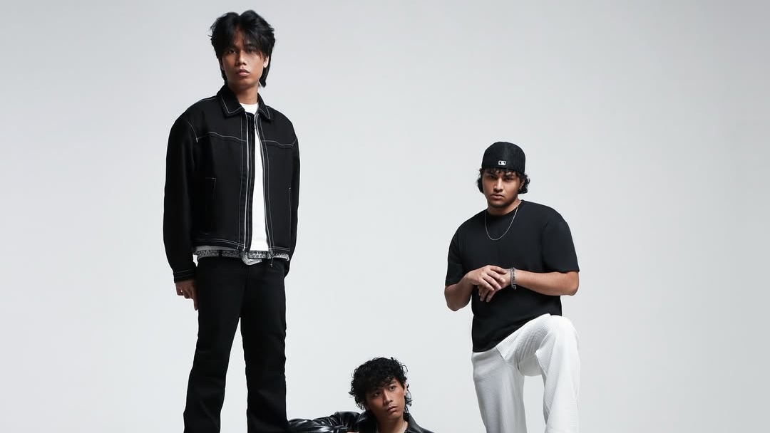 Lirik Lagu 'Mejikuhibiniu', Single Hipdut Terbaru dari Tenxi, Suisei, dan Jemsii