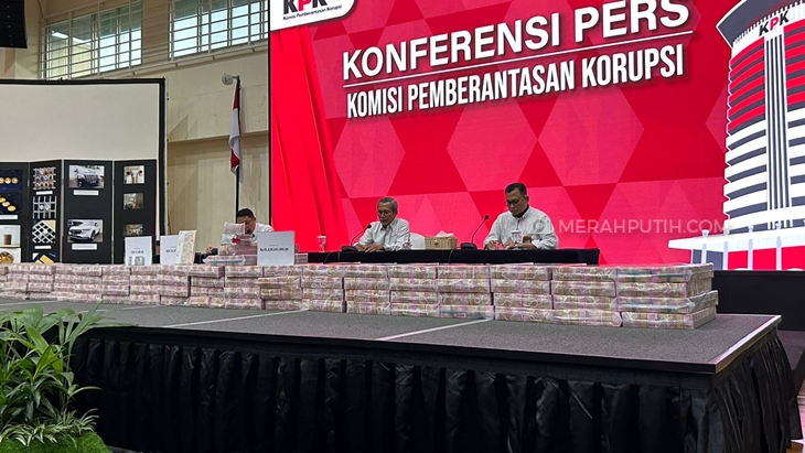 KPK Sita Uang Hasil Korupsi Lukas Enembe Senilai Rp 81,9 Miliar