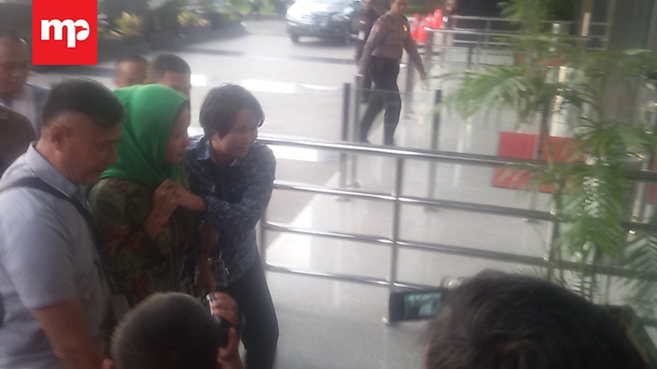 Gubernur Bengkulu Bungkam Saat Tiba di Gedung KPK
