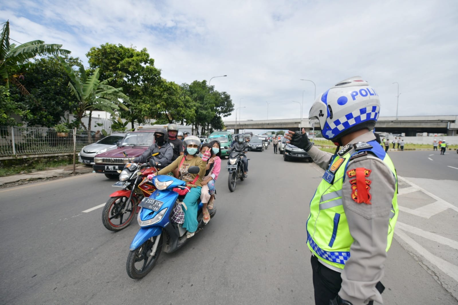 Antisipasi Arus Balik, Jadwal Masuk Sekolah di Jabar Diundur