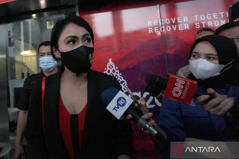 Presenter Brigita Telah Kembalikan Uang dari Bupati Mamberamo Tengah ke KPK