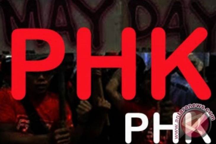 Ilustrasi - PHK (ANTARA/Handry Musa)