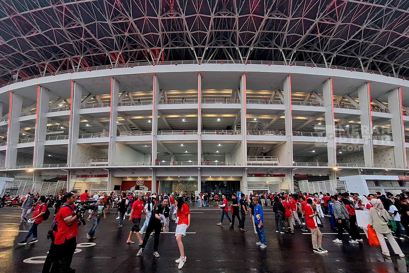 Merinding! Fenomena Langit Langka Malam Ini Iringi Laga Panas Timnas Indonesia vs Thailand di Final FIFA ASEAN Cup 2026
