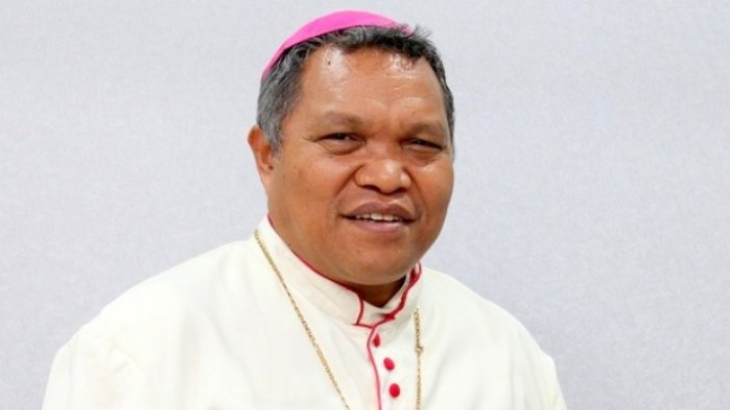 Uskup Hubertus Leteng Diminta Kembalikan Dana Gereja Rp 1,6 Miliar