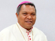 Uskup Hubertus Leteng Diminta Kembalikan Dana Gereja Rp 1,6 Miliar