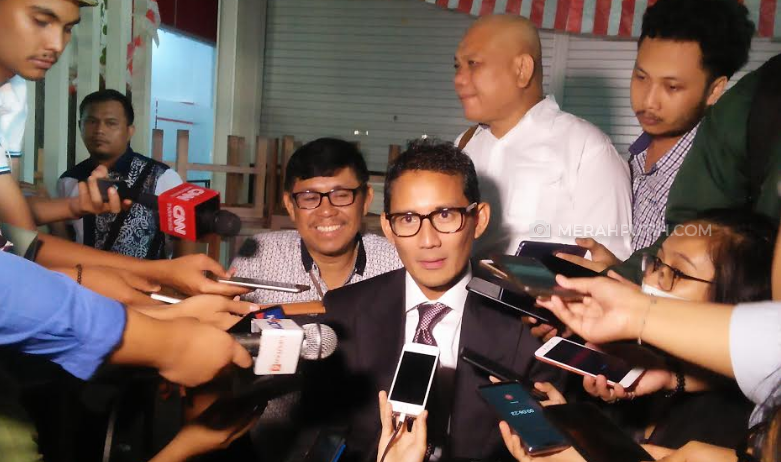 Berbeda dengan Jokowi, Sandiaga Ingatkan Pemerintah Waspadai Genderuwo Ekonomi