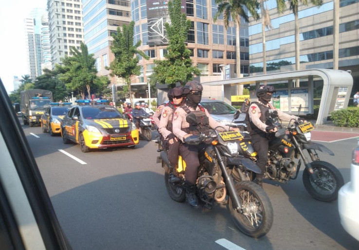 Polisi dan TNI Patroli Skala Besar Keliling Gereja dan Objek Vital di Jakarta untuk Cegah Gangguan Keamanan Perayaan Natal/Tahun Baru 2026