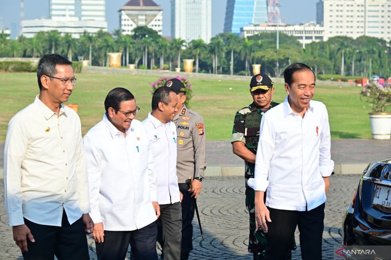Jokowi Tinjau Pembangunan Industri Petrokimia di Cilegon