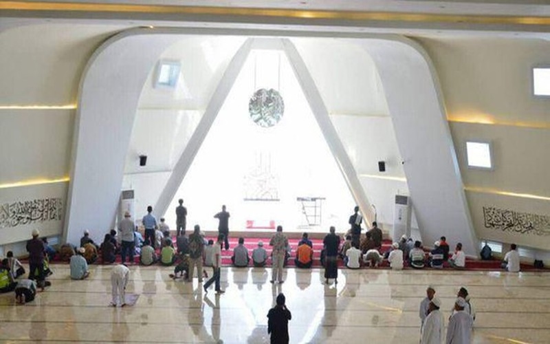 Tuduhan simbol Illuminati pada Masjid Al-Safar