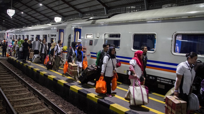Masyarakat Umum Bisa Naik Kereta Api, Ini Syaratnya