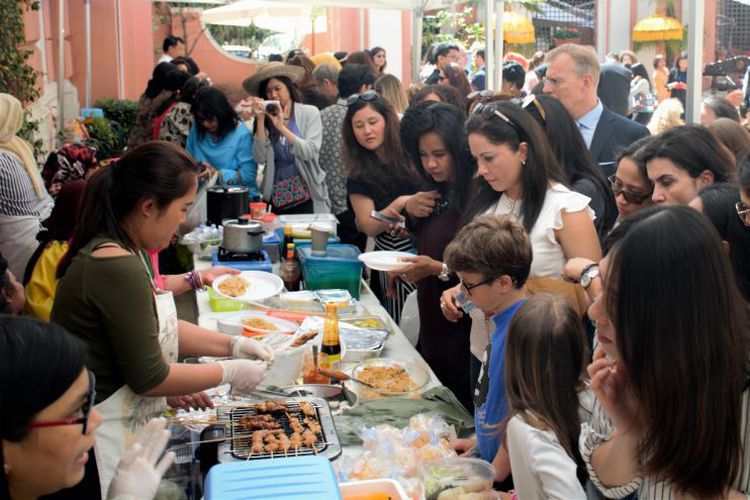 Kuliner Indonesia Ramaikan Perayaan Kartini di Campania Roma