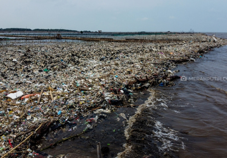 The Habibie Center Luncurkan Proyek Tangani Sampah Laut di Indonesia