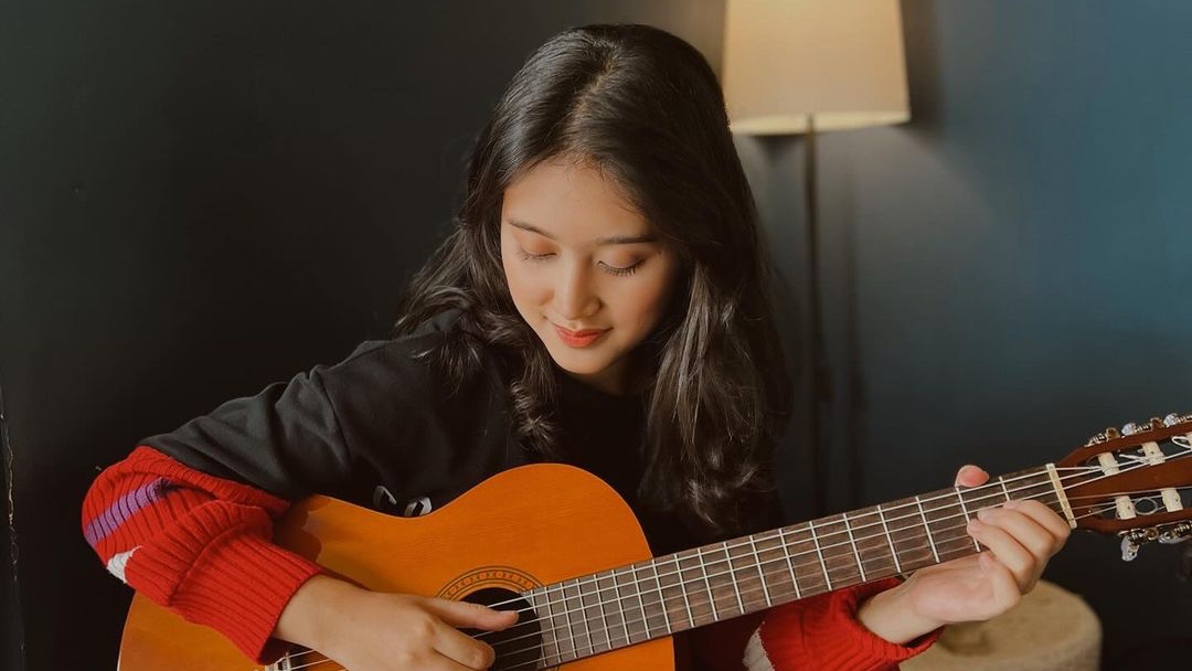 Alika Gambarkan Pengalaman Pribadi Lewat 'Kita Berbeda'