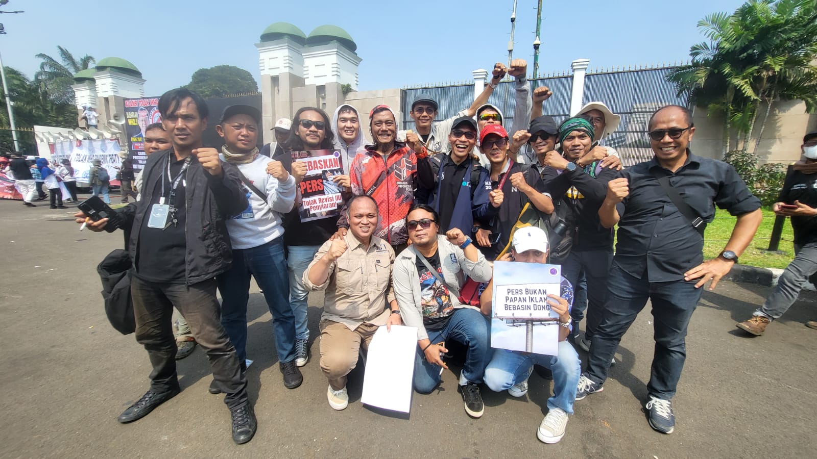 Demo di DPR, Koalisi Jurnalis Minta RUU Penyiaran Dibatalkan