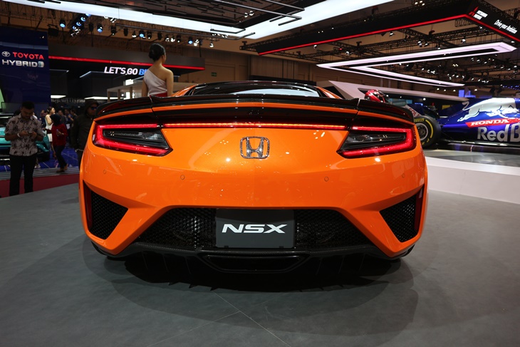 HONDA NSX