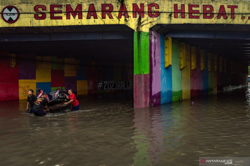 Banjir landa Kota Semarang. (Foto: Antara)
