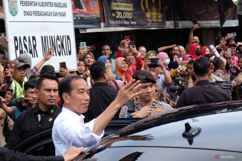 Jokowi Minta Waktu 2-3 Hari Putuskan Pengganti Mahfud MD