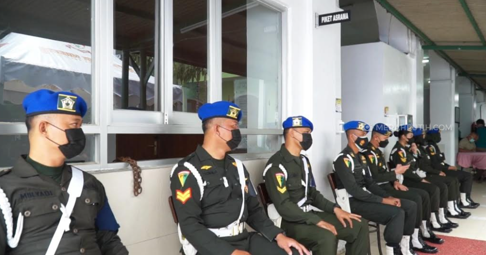 Ratusan Polisi Militer TNI Angkatan Darat Divaksin COVID-19