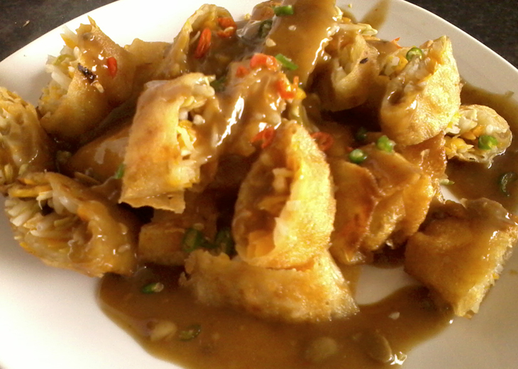 Nikmatnya Lumpiang khas Pantai Sanur