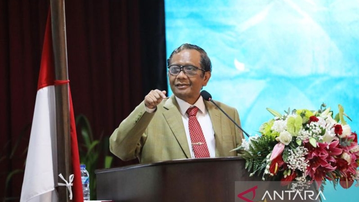 Gantikan Sementara Tugas Menpan RB, Mahfud MD Terangkan Kondisi Kesehatan Tjahjo
