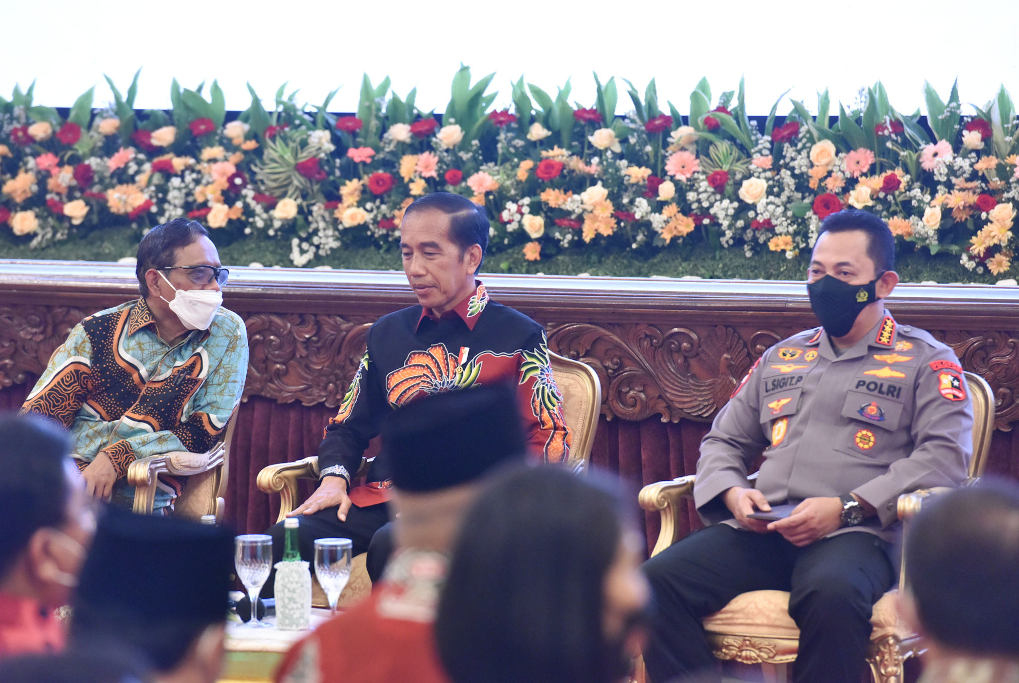 Jokowi Perintahkan Kapolri Mengerem Total Gaya Hidup Polisi