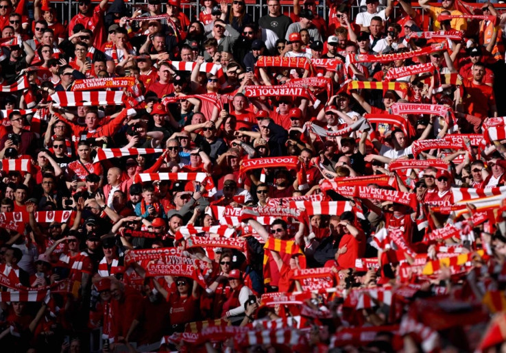 Liverpool Samai Rekor Manchester United, Gary Neville: Perdebatan itu Sudah Berakhir