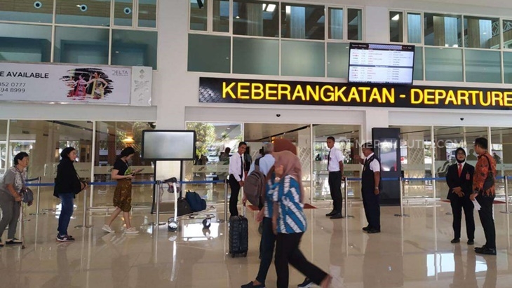  Enam Jam Ditutup Akibat Hujan Abu Vulkanik, Bandara Adi Soemarmo Kembali Dibuka