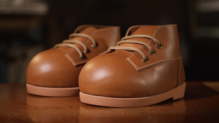 Red Wing Membawa Sepatu dari 'Super Mario Bros.' ke Dunia Nyata