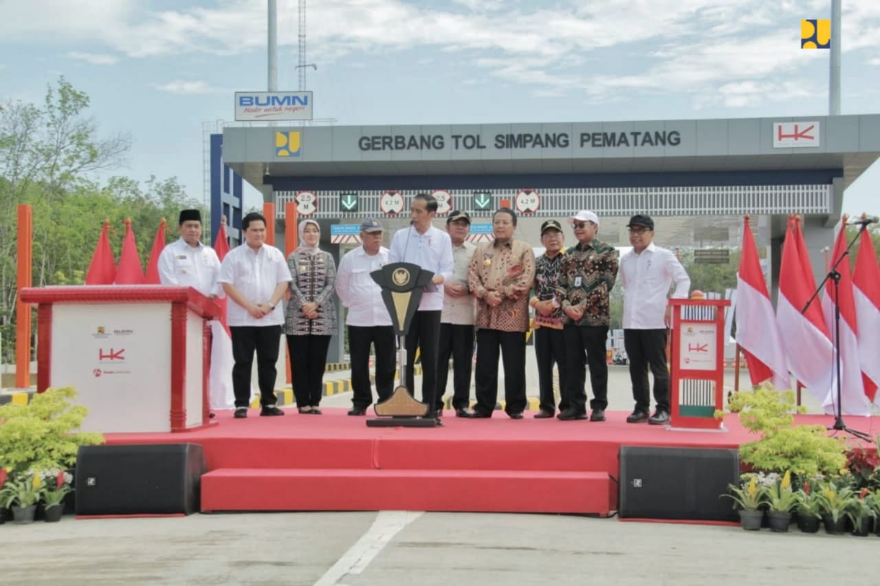 Kurangi Beban Negara, Jokowi Ingin Alternatif Pendanaan Proyek Tol Sumatera