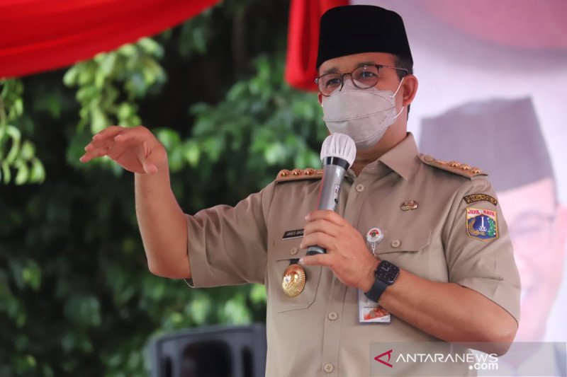 Anies Minta Warga tak Gelar Halal bi Halal